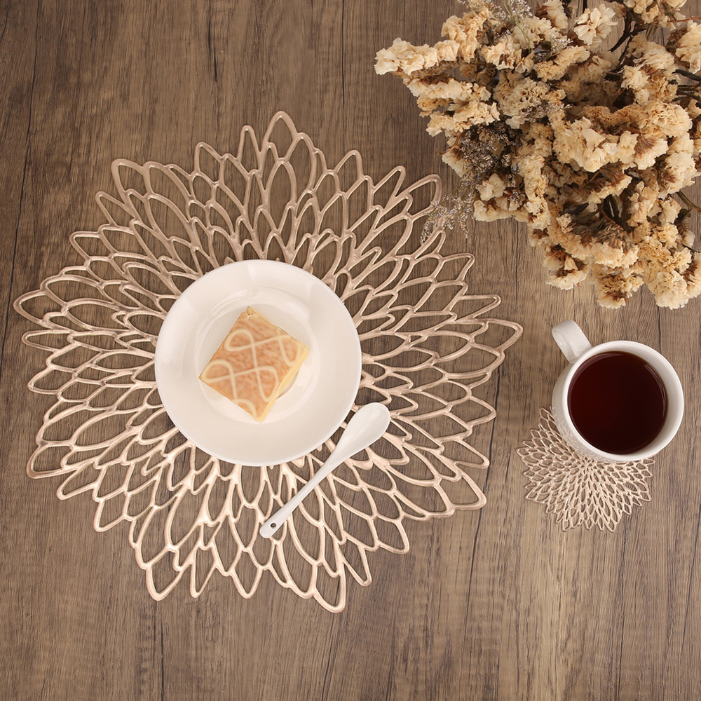 Set of 4 Round Placemats Place Mats Holiday Wipeable Vinyl Placemats Kitchen Dinner Christmas Thanksgiving Farmhouse Wedding