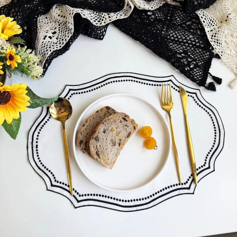 New Vintage Placemat Napkins Imitation Cotton Linen Washable Decorative Table Mat Embroidered Fabric French Lace Table Place Mat